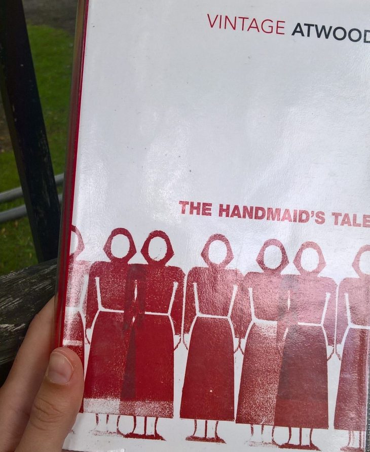 handmaid's tale by margaret atwood book cover