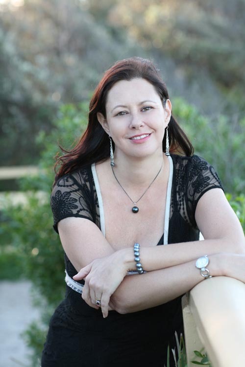 Image of Kate Forsyth, author