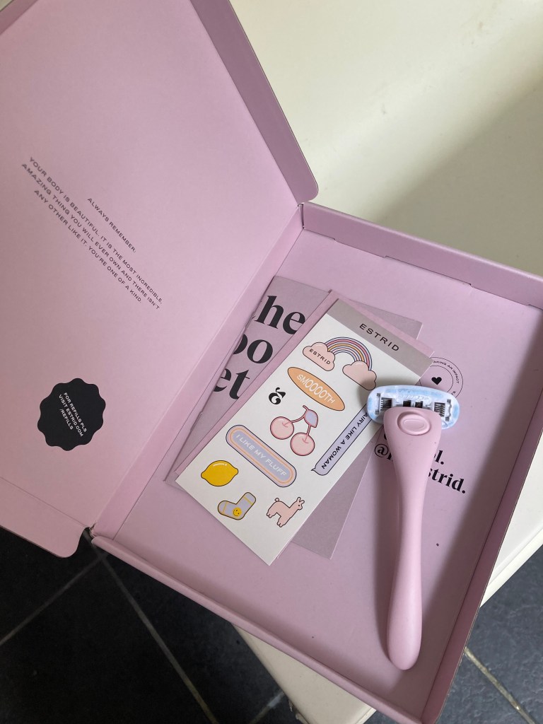 An Estrid start kit, including a reusable razor and cartoon stickers. Getting ready for Summer with Estrid razors